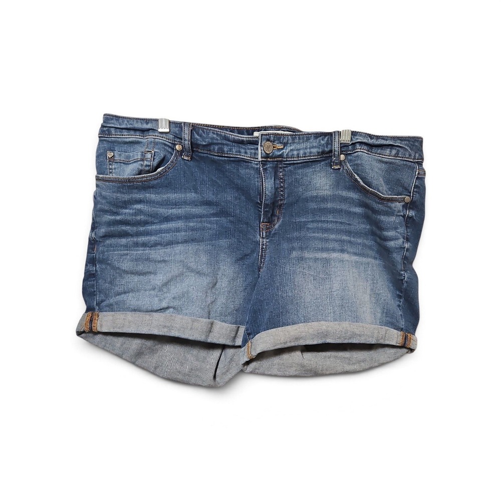 Torrid Womens Medium Wash Cuffed Denim Shorts Mid Rise Stretch Plus Size 20 0544